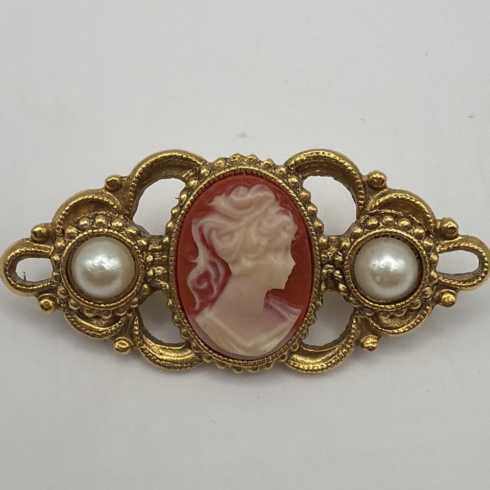 Vintage Cameo Filigree Brooch Pin Gold Tone Faux Pearl Ornate Gold Tone